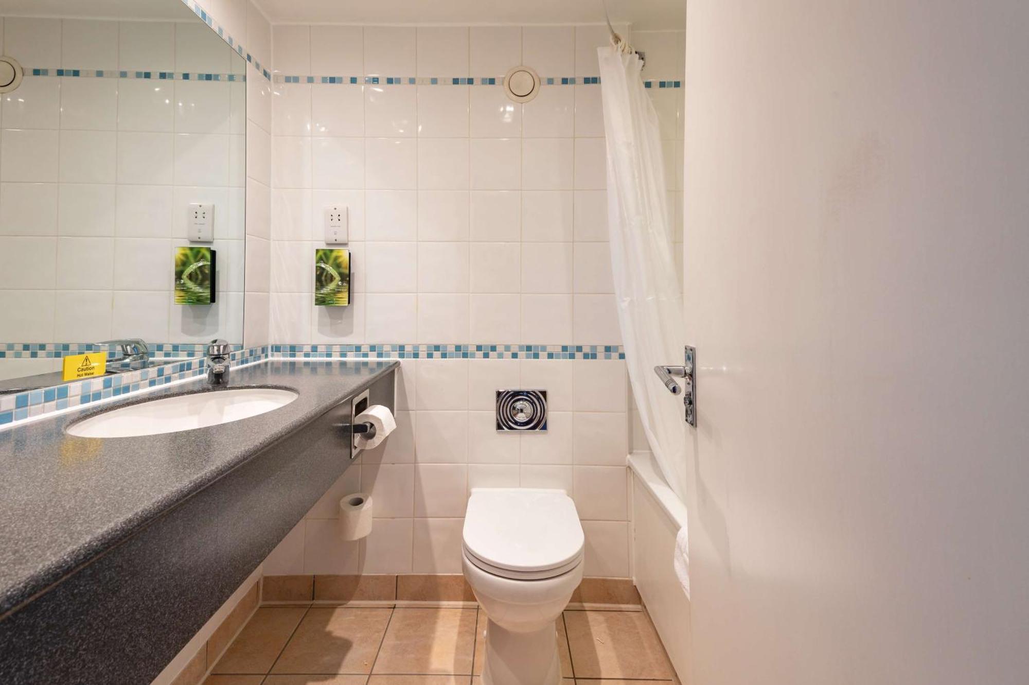 Milestone Peterborough Hotel A1M, Sure Hotel Collection By Best Western Stilton Exteriér fotografie