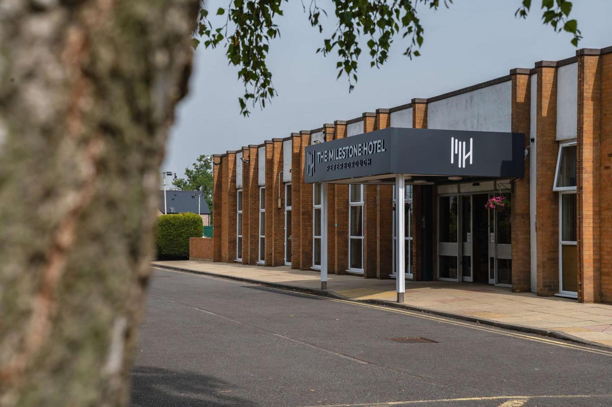 Milestone Peterborough Hotel A1M, Sure Hotel Collection By Best Western Stilton Exteriér fotografie